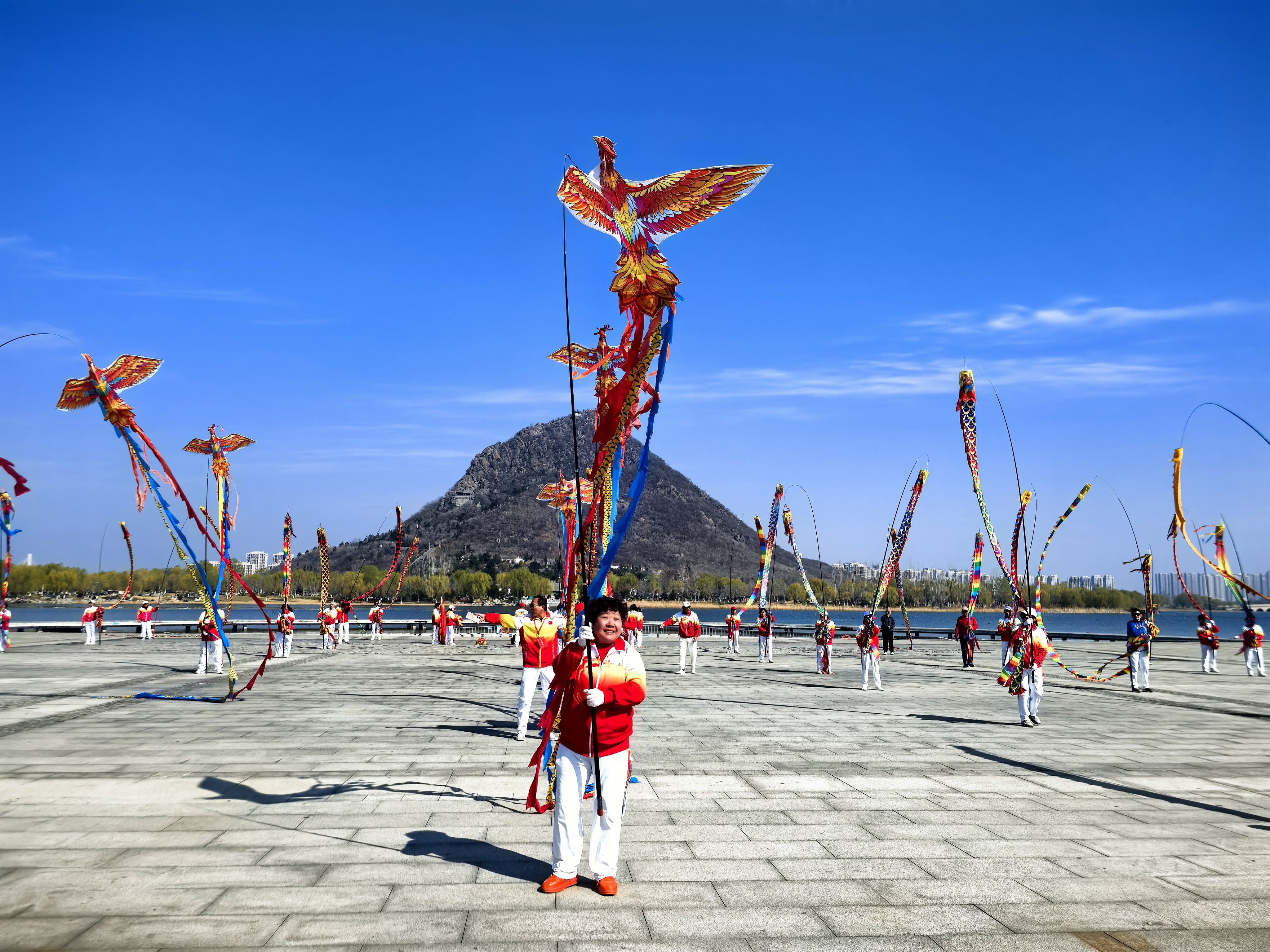 《舞动华山》 陈文宽 13688617066 历城华山风景区 2026年3月19日 (5).jpg