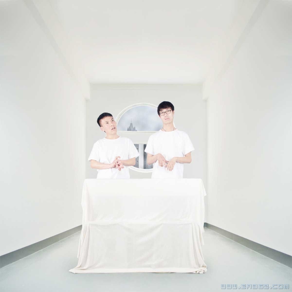 《情.空间》之一（组照）