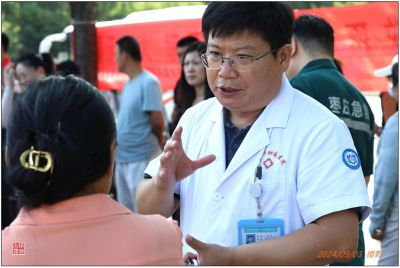 义诊大夫到社区1