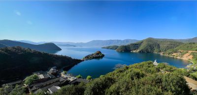 泸沽湖全景图