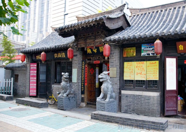 闹市中的关帝庙（组照）