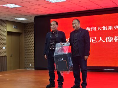 摄影活动进行中8