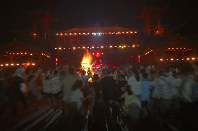 恩施女儿城狂欢夜