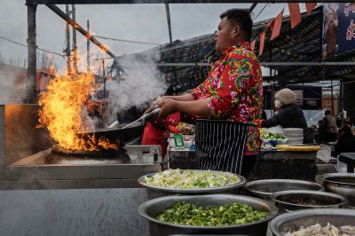 网红小胖捣鱼刺