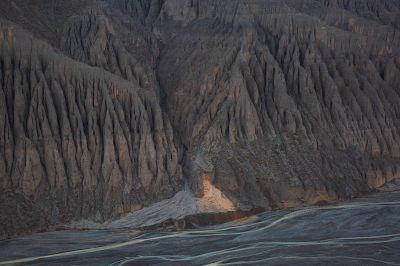 新疆北部秋色行摄之旅 —— 独子山大峡谷