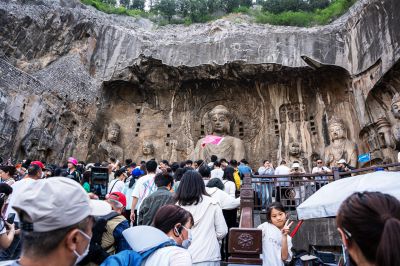 凝望千年—龙门石窟