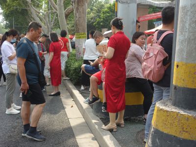 红（鸿）运当头 旗开得胜