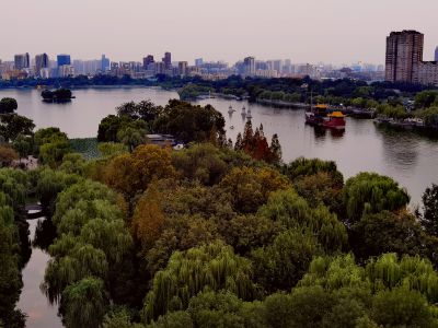 初秋的明湖（4）