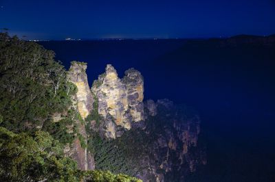 澳大利亚采风之旅 ———— 夜幕下的蓝山三姐妹峰