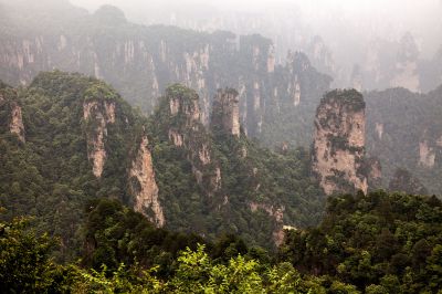 白云崖畔起炊烟