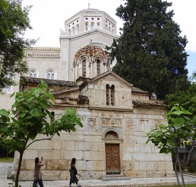 雅典街头的小教堂