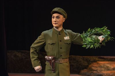 [原创]现代京剧《奇袭白虎团》剧照