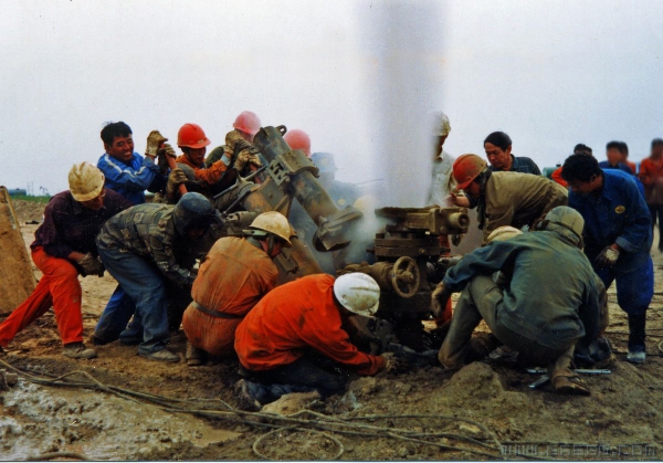 [原创]石油工人战井喷