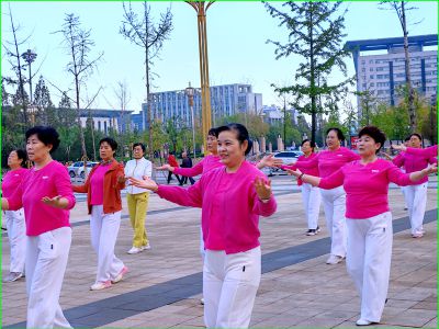 广场舞1