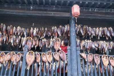 微山湖上风干鱼