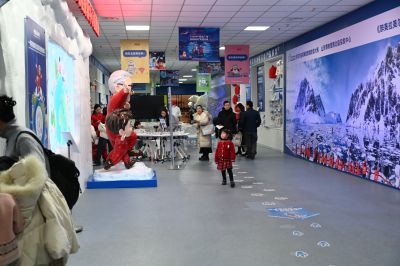 山东博物馆观展