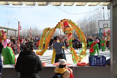 欢欢喜喜过大年！