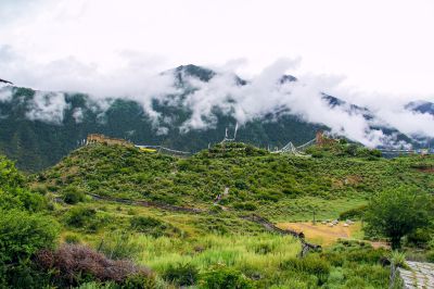 南迦巴瓦风光。