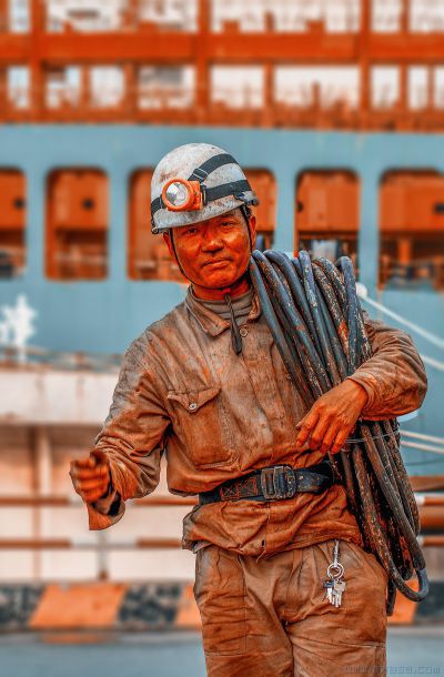 [原创]【坚 毅】