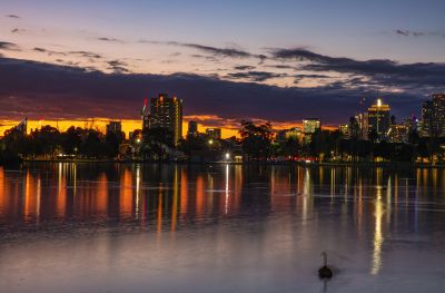 澳大利亚采风之旅 —— 墨尔本阿尔伯特公园（F1赛车地）夜黄昏