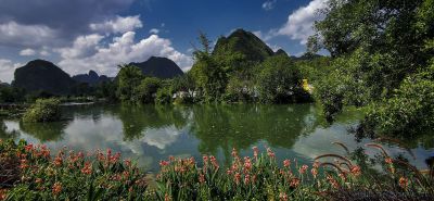 《广西鹅泉风光》