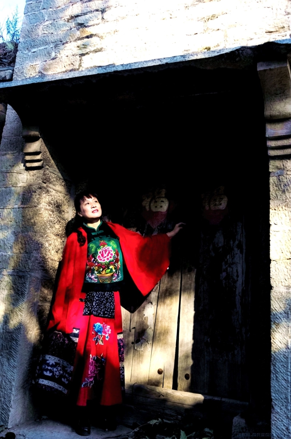 《方峪怀古情悠悠》