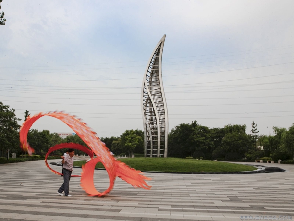 《五柳岛上舞起来》