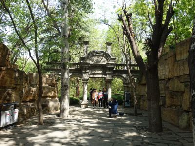 腊山河公园好风光