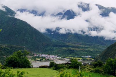 南迦巴瓦风光。