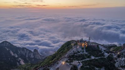 岱顶看云海日出