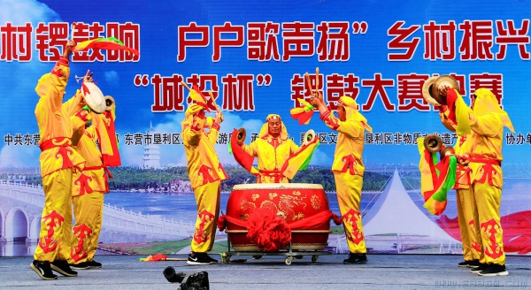 乡村振兴锣鼓扬