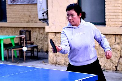 打乒乓球1