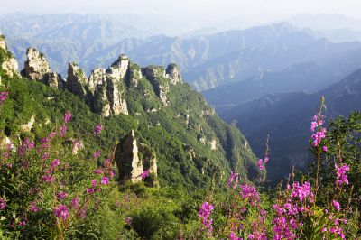 白石山风光揽胜