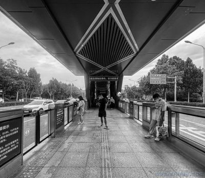 [原创]《等候》