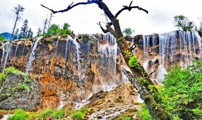 难忘诺日朗瀑布