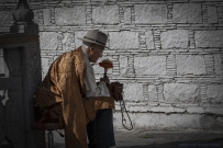 [原创]八廓街的信徒