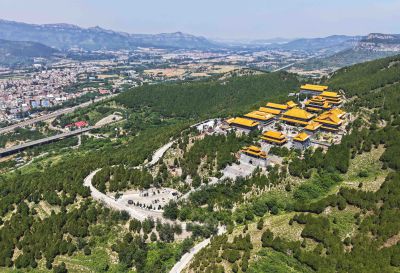 俯瞰济南长清义净寺