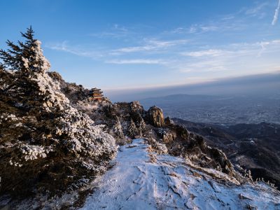泰山雪霁