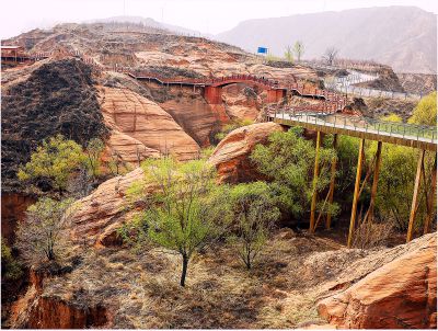 靖边波浪谷—龙州丹霞地貌