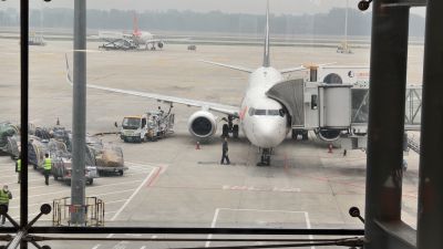 飞机是这样加油的