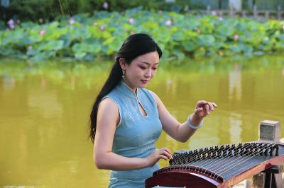 《舜庐古韵情满池》 崔红军