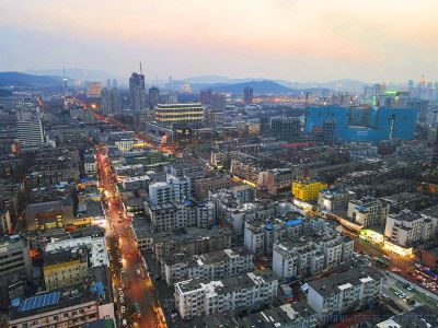 [原创]夜幕降临济南泺源大街