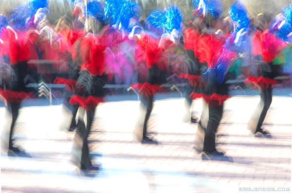 《如梦似幻舞翩跹》