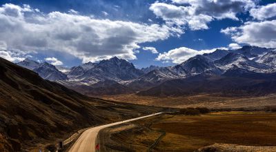 《塔合曼湿地》