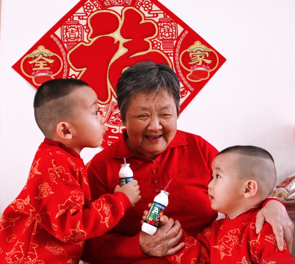 大年初一悄悄话