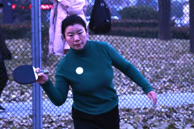 弘道公园的早晨--打乒乓球