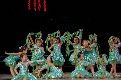 [原创]少儿舞蹈《泉水叮咚》