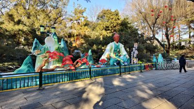 趵突泉的花灯制作中（二）