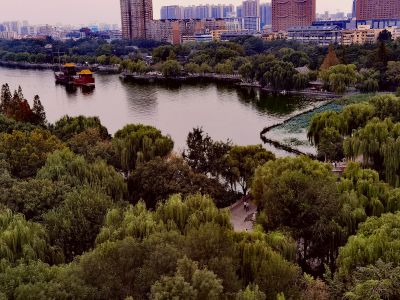 初秋的明湖（2）