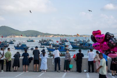 繁华的渔港码头